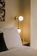 Sonder by Marriott Bonvoy The Craftsman Apartments Downtown LA