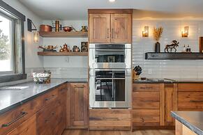 Modern Alma Vacation Rental w/ Mountain Views!