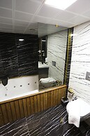 KY Continental Apartments