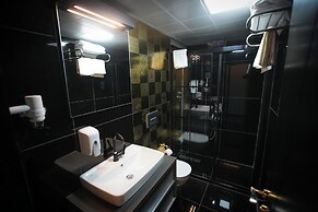 KY Continental Apartments