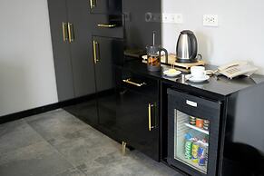 KY Continental Apartments