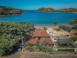 Casa com Cinco Quartos Pé na Areia