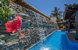 Casa com Cinco Quartos Pé na Areia