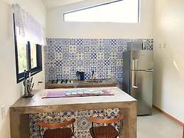 Casa Privativa com Piscina na Ferrugem