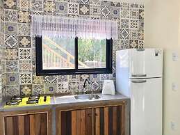 Casa Privativa com Piscina na Ferrugem