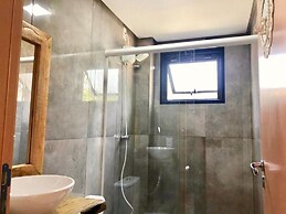 Casa Privativa com Piscina na Ferrugem