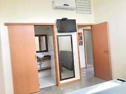 Casa Privativa com Piscina na Ferrugem