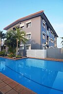 Coconut Palms Resort & Diamond Casino
