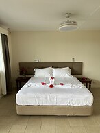 Coconut Palms Resort & Diamond Casino