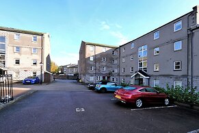 Orange Apartments - Belgrave Mansions