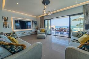 Villa Halcyon in St Stefanos Bay