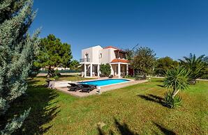 Villa Afrodite Classico