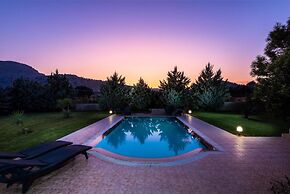 Villa Afrodite Classico