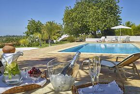 Casa do Carmo in Moncarapacho