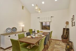 Casa do Carmo in Moncarapacho