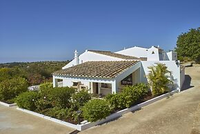 Casa do Carmo in Moncarapacho