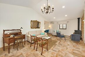 Casa do Carmo in Moncarapacho