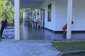 Rainbow guest house bundibugyo