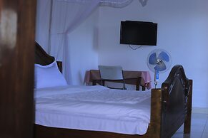 Rainbow guest house bundibugyo