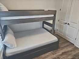 22811 Ann Miller - Saltwater Solace 4 Bedroom Home by RedAwning