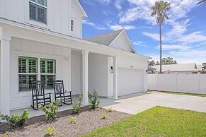 22811 Ann Miller - Saltwater Solace 4 Bedroom Home by RedAwning