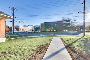 Stylish Logan Retreat w/ Smart TV + Central A/c!