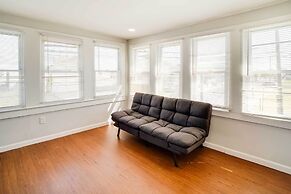 Cozy Atlantic City Getaway ~ 3 Blocks to Ocean!