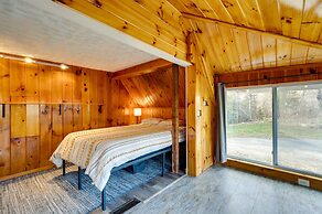 Cozy Bethlehem Family Cabin Near Skiing & Hiking!