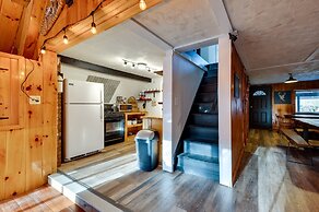 Cozy Bethlehem Family Cabin Near Skiing & Hiking!