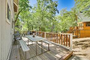 Big Bear Lake Cabin w/ Deck, Grill & Fireplace!