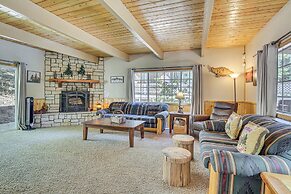Big Bear Lake Cabin w/ Deck, Grill & Fireplace!