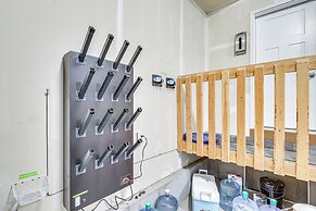 South Salt Lake Home w/ Hot Tub: 7 Mi to Downtown