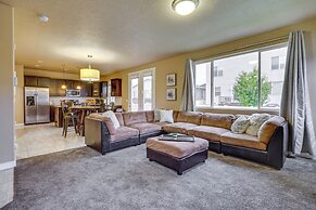 South Salt Lake Home w/ Hot Tub: 7 Mi to Downtown
