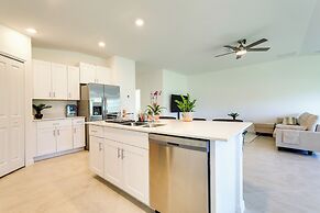 Airy Port Charlotte Home w/ Smart TV Near Beaches!