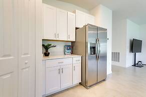 Airy Port Charlotte Home w/ Smart TV Near Beaches!