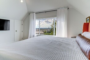 Hilltop Tennessee Retreat: Neyland Stadium Views!