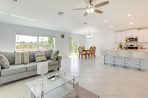 Bright Port Charlotte Home - 2 Mi to Beach!
