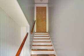 South Yarmouth Apartment Rental, 1 Mi to Beach!