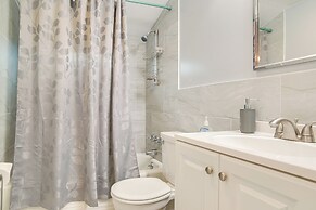 South Yarmouth Apartment Rental, 1 Mi to Beach!