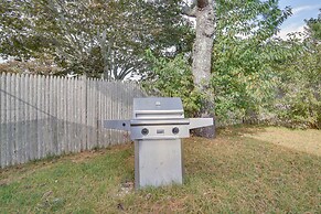 Cozy Cape Cod Apartment Rental in South Yarmouth!