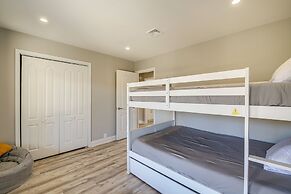 Lafollette Home: Community Pool & Mountain Views!