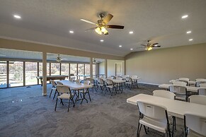 Lafollette Home: Community Pool & Mountain Views!