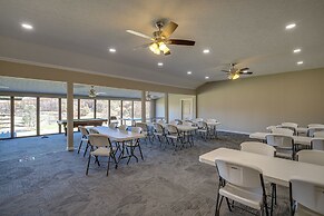 Lafollette Home: Community Pool & Mountain Views!