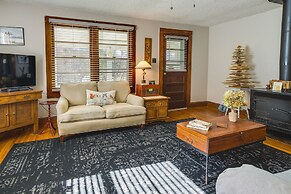 Pet-friendly Topton Home w/ Patio, Deck & Views!