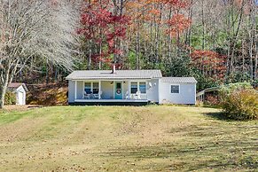 Pet-friendly Topton Home w/ Patio, Deck & Views!
