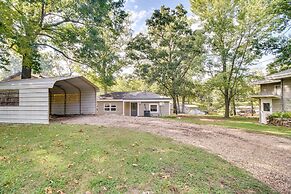 Grove Lakefront Cabin w/ Water & Dock Access!