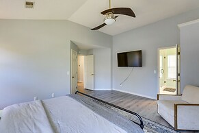 North Charleston Home Near Shopping & Dining!