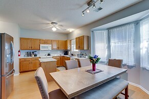 North Charleston Home Near Shopping & Dining!