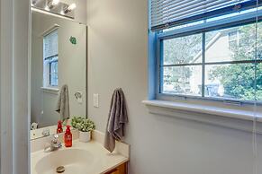 North Charleston Home Near Shopping & Dining!