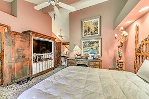 Cloudcroft Home w/ Fireplace Near Downtown!